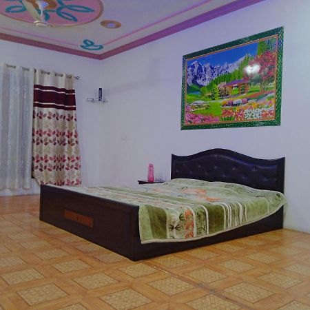 Mir Manzil Bed & Breakfast Srinagar  Bagian luar foto