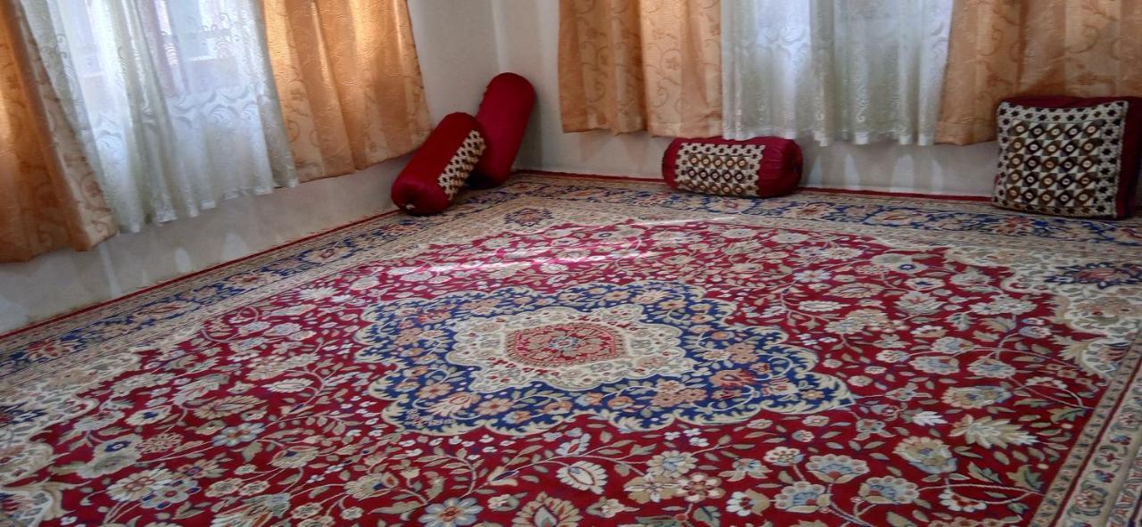 Mir Manzil Bed & Breakfast Srinagar  Bagian luar foto