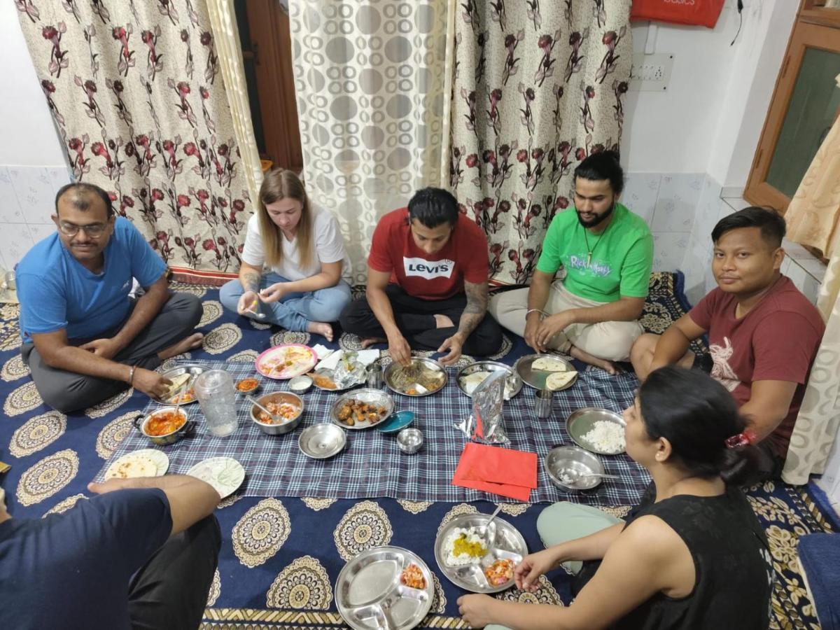 Mir Manzil Bed & Breakfast Srinagar  Bagian luar foto